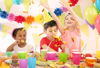 CUMPLENINOS-CARRUSEL